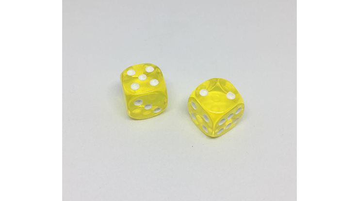 Dice Without Two CLEAR YELLOW (2 Dice Set) by Nahuel Olivera Magic and Aton Games - Trick